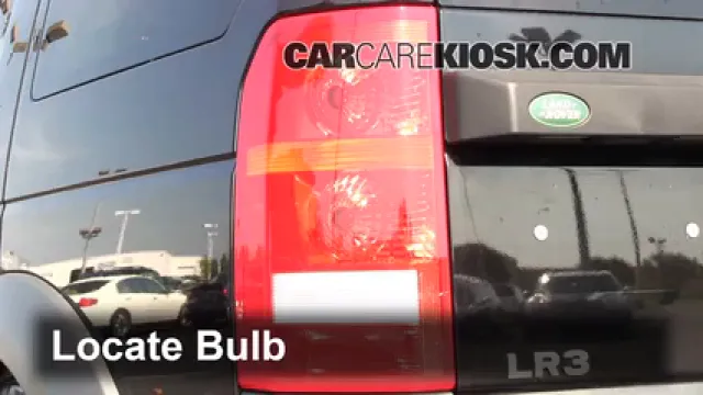 2006 Land Rover LR3 SE 4.4L V8 Éclairage Feu clignotant arrière (remplacer l'ampoule)